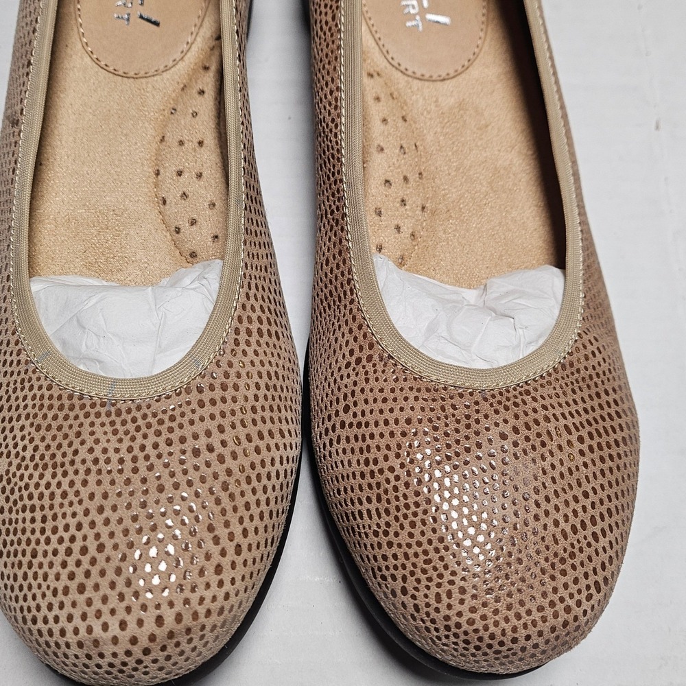Vaneli Sport Donia Taupe E Printed Leather Ballet Wedge Pumps Women's 6 WIDE NEW